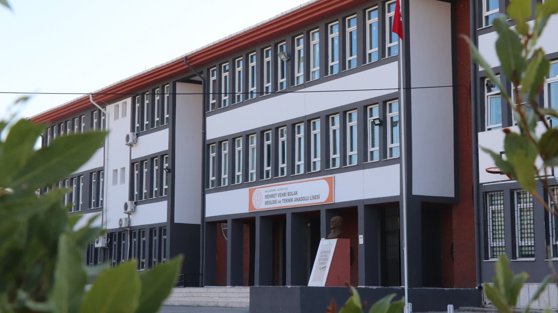 Mehmet Vehbi Bolak Mesleki ve Teknik Anadolu Lisesi Fotoğrafı